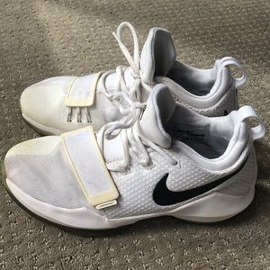 Nike Paul George Basketball Shoes